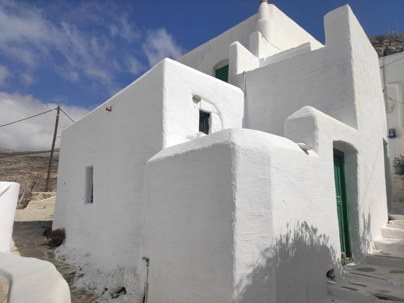 Roof replacement and floor renovation of an old two-story house in Chora, Amorgos